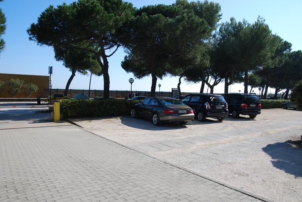 شقة Lignano Sabbiadoro Sea Front المظهر الخارجي الصورة